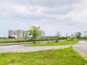 bán lo góc đường 7m5 và 5m5 lakeside palace, hòa hiệp nam, liên chiểu, đà nẵng.lh 