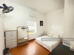 cho thuê nguyên căn nhà bồ đề đi bộ ra tâm anh 50m2 5 phòng ngủ rộng giá 12 triệu/tháng