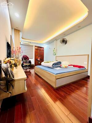 Bán Nhà Yên Lãng 50m2, 4 Tầng. Hai Thoáng, 30m Oto Qua 11.8 Tỷ.