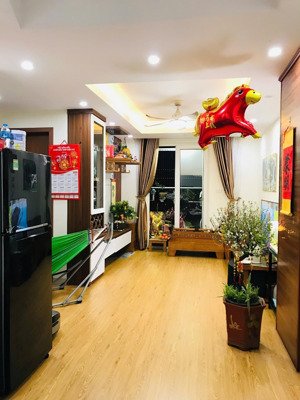 nhỉnh 3 tỷ. cc cần bán căn hộ 2pn tại hacomland duyên thái - thường tín (nay thuộc xã ngọc hồi).