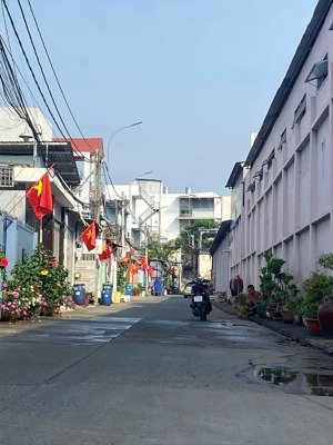 đất khu phân lô bàn cờ nguyễn văn tăng 73.4m (4x18), hơn 4 tỷ, long thạnh mỹ , q9 cũ