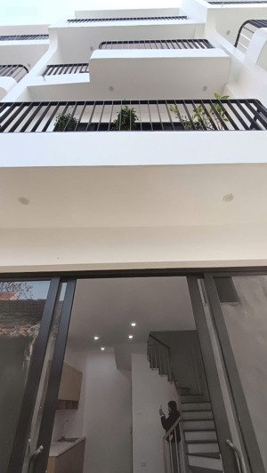 nhà mặt phố tại nguyễn thị lợi 33m2 giá siêu hời