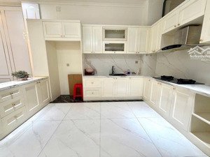 nhà 4 tầng tại xô viết nghệ tĩnh, q.bình thạnh, giá siêu hời 10 tỷ, 65m2. oto ngủ trong nhà.