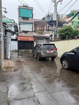 nhà cấp 4 - 232m2 - 22 tỷ tại chợ gò vấp. xe hơi ngủ trong nhà. hẻm thông. hợp xây phòng cho thuê