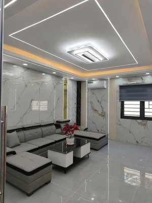 bán nhà an phú đông, thạnh lộc 61m2, 5 tầng hẻm oto tránh giá 6.95 tỷ,thương lượng chính chủ.