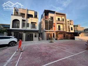 BÁN NHÀ 2.25 TỶ 3 TẦNG 46M2 CÓ SÂN RỘNG ĐỂ XE Ô TÔ NGÕ MỸ XÁ