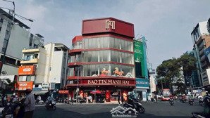 bán nhà vip 3 mặt tiền nguyễn trãi quận 1