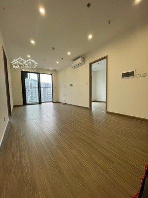 cho thuê căn 1 ngủ+ mới bàn giao tại toà gs6 vinhomes smart city giá 7tr. lh 