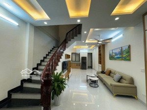 cần cho thuê nhà nguyên căn tại mỹ đình