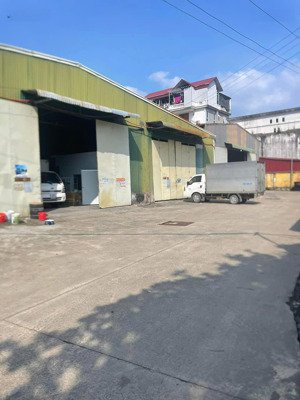 cho thuê kho 600m2 tại tân lập quốc lộ 32 hoài đức, hà nội