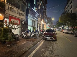 ô tô đỗ phố thịnh liệt nhà đẹp dân xây 2 thoáng ở ngay 45m2 x 5t, giá hơn 7 tỷ sổ cc có tl