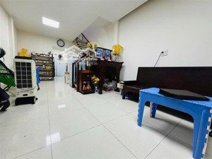 bán nhà shr hoàn công đủ - chủ cho vay bank, 02 tầng 3,7x13m