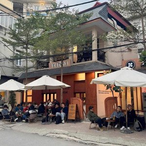 cho thuê nhà mặt phố tại hai bà trưng, 125 m2, 1 tầng, mặt tiền 7m