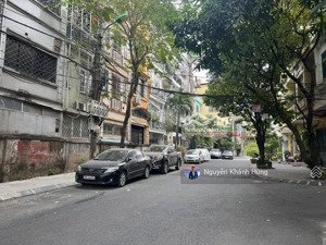 chủ tụt huyết áp giảm chào 990 triệu cho căn nhà gần phố, dt 40 m2 xây 5 tầng thang máy, kinh doanh