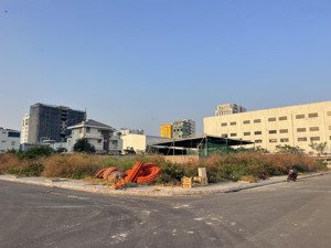 chuyển nhượng lô góc 248m2 lô 26 lê hồng phong, ngay sau mdm