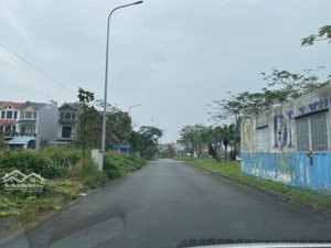 chuyển nhượng 185m2 đất nền dự án anh dũng 8 - dương kinh ( nay là phường hưng đạo ) hải phòng .