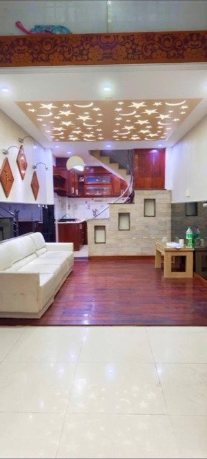 bán nhà quận 3 - hẻm xe hơi - dòng tiền 300tr/năm - 8.9 tỷ