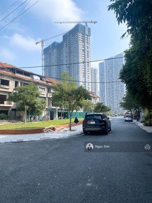 siêu hot - liền kề khu đô thị bảo sơn trục thông vin giá 23.x tỷ