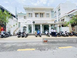 2 mặt tiền phan kế bính - nguyễn văn thủ, quận 1. * nguyên căn. dt: 15 x 12m, kết cấu gồm trệt lầu