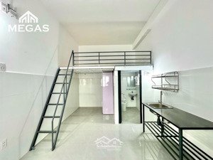 duplex cửa sổ trời đi bộ qua đh văn lang cs 3