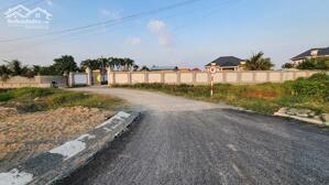 bán đất đường xe hơi 8 x 23m, ở xã Đức Hòa Thượng,Đức Hòa, Long An giá chỉ 900 triệu.