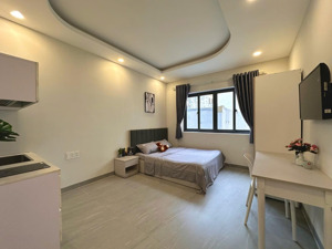 căn hộ cửa sổ full nội thất 42m2 phan xích long phú nhuận gần ngã tư phú nhuận chợ tân định quận 1