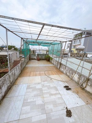 nhà cho thuê nguyên căn rộng rãi, thoáng mát - vào ở ngay