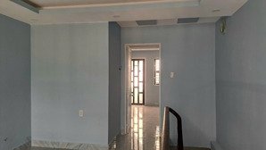 cần cho thuê căn nhà 1 trệt 1 lửng ở khu dân cư hiệp phát. ngay trường học hiệp thành giá 6tr tháng