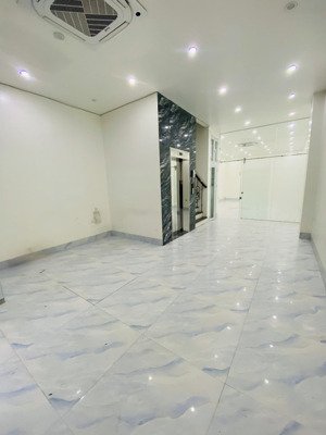 cho thuê nhà tố hữu, 90m2, 6 tầng, thang máy, 40tr
