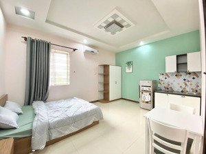 phòng có cửa sổ full nội thất quận 2