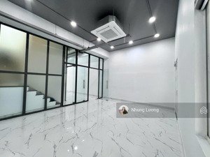 cho thuê nhà sala, 5.7m x 20m, nhà có thang máy, máy lạnh, có hầm riêng để xe, gần công viên