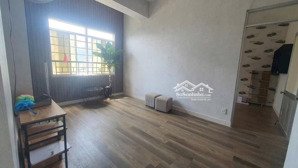 bán căn hộ ngô đức kế 62m2,2pn,1wc giá 2,5tỷ.call mr hà.