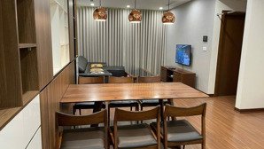 gia đình cần bán căn hộ the legend (109 nguyễn tuân), 105m², 3 ngủ, tầng 16