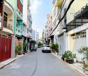 bán nhà hẻm 85 nguyễn thế truyện, phường tân sơn nhì, cấp 4 dt 82m2 4,6x17.5m hậu 4,8m