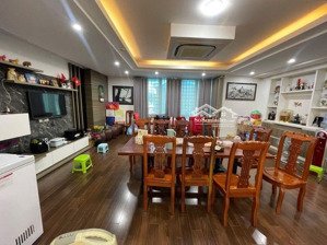 hiếm , nhà nguyễn chí thanh 70m2 , 6,6m mặt tiền , mặt ngõ 3 ô tô tránh , pháp lý chuẩn giá 26,5 t