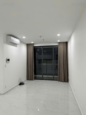 bán nhanh 2pn d''lusso 75m2 view đông nam giá tốt 6,3 tỷ