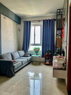 bán chung cư the cbd gần uỷ ban quận 2 giá 2pn giá 3,350 tỷ bao thuế phí. ib zalo