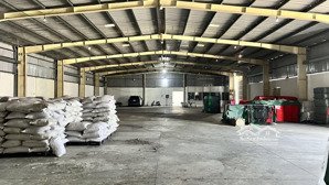 cho thuê kho xưởng 1.000 m2 giá 30 triệu / đường nguyễn hữu trí xã tân bửu huyện bến lức long an