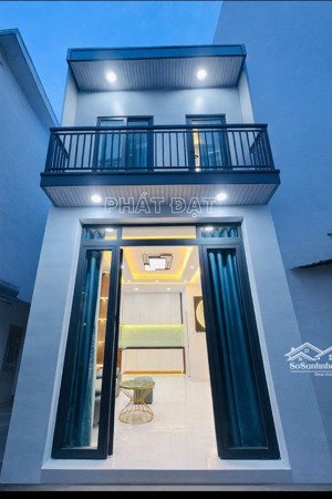 nhà hẻm oto -căn góc thoáng nhà phố 2 tầng mới full nội thất huỳnh tấn phát q7