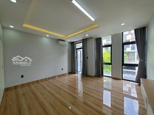 cho thuê văn phòng 35m² có thang máy, hầm xe, xuất vat - vạn phúc city