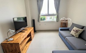 căn hộ thủ đức, full nội thất, rộng, thoáng, mát, sạch, ban công trồng rau, chỗ để ô tô, vào ở ngay