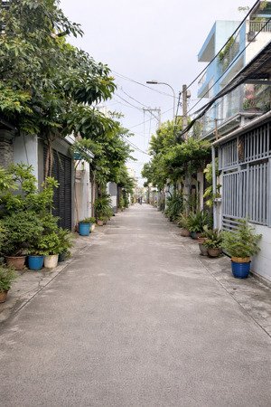 bán nhà hẻm xe hơi oto hiệp bình chánh thủ đức gần gigamall phạm văn đồng quốc lộ 13 vạn phúc city