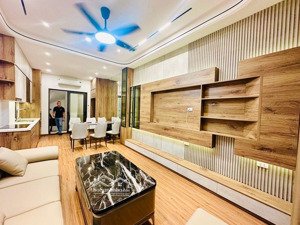 bán nhà ngọc thuỵ, chỉ một căn duy nhất: 7 tầng thang máy - nhà đẹp như khách sạn 5 sao