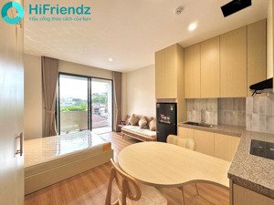 căn hộ mới xây trung tâm bình thạnh - nội thất luxury, máy giặt riêng - ban công lớn, tone màu gỗ