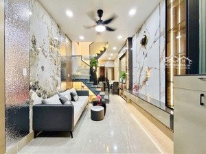 nhà đẹp tặng full nội thất - hẻm thông thoáng thống nhất. gò vấp - gần 40m - nhỉnh 4 tỷ.