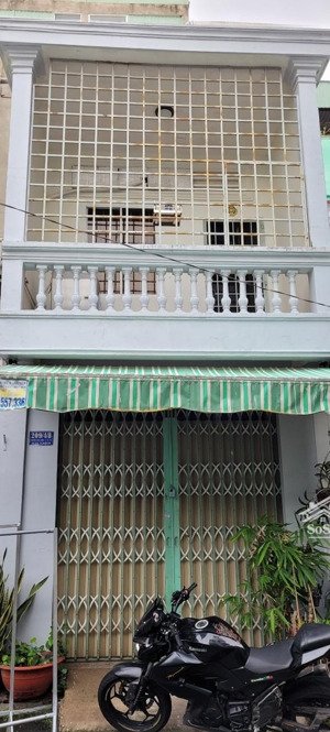 bán nhà hẻm 350 nguyễn văn lượng, 2 lầu giá: 5,7 tỷ