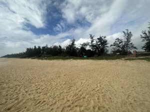 lô đất cách biển chỉ 20m thích hợp xây homestay