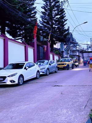 bán nhanh villa sân vườn đẹp, 7 phòng ngũ, 2 mặt tiền, trung tâm đà lạt 23 tỷ