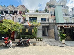 bán biệt thự mini ngang 8m có ô tô đậu trong nhà chỉ 12 tỷ5 ngay gần chợ vườn lài