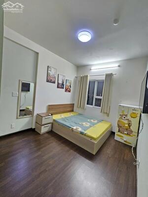 Chung cư Hoa Sen gần Đầm Sen, căn 2p ngủ, 77m2,nội thất giá 11tr